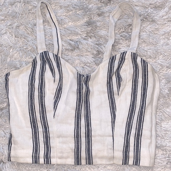 White and black stripe crop top in size XS - Picture 1 of 3